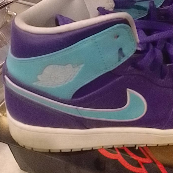 Air Jordan's - Picture 5 of 10